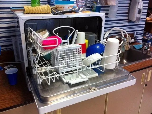 Amit a háziasszonynak tudnia érdemes a mosogatógépről